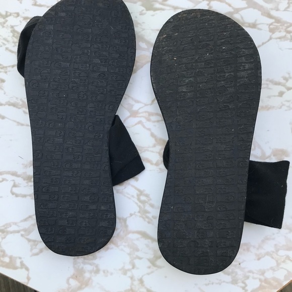 Sanuk Sandals - Picture 6 of 6